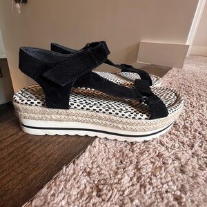 Crown Vintage Platform Sandals